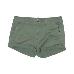 AmericanEagle chino/khaki style olive green shorts